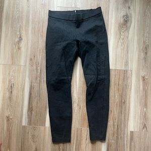 JCREW quality pixie pants with adorable detail.